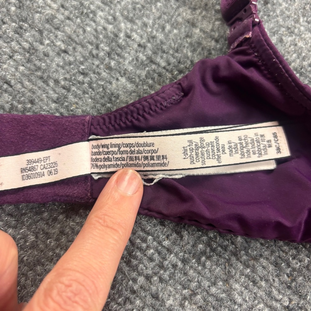 VICTORIAS’S SECRET Women’s Purple T-Shirt Push-Up Full Coverage Bra size: 38C - Picture 5 of 6